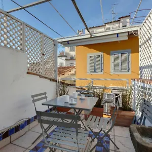 https://apt-mamo-del-guanto.it-tuscanyhotel.com